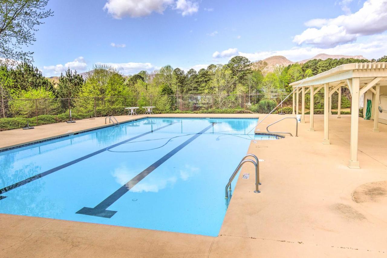 Lake Lure Studio With Private Balcony And Pool Access! Exterior foto